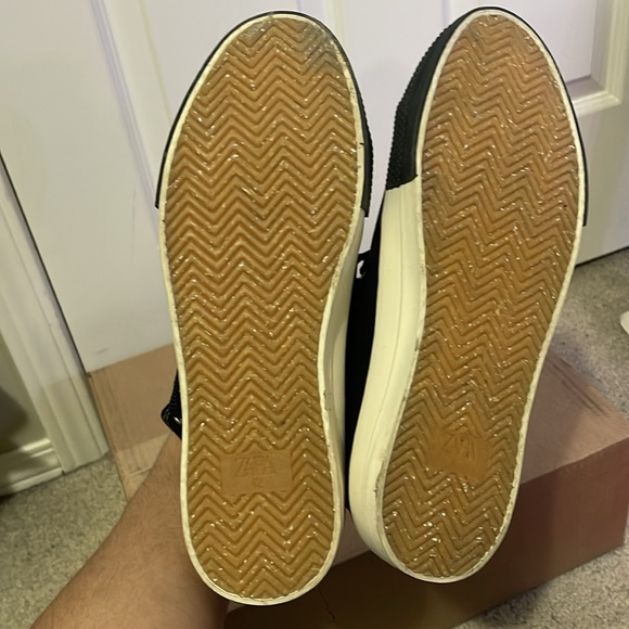 Zara Tom & Jerry High-Top Shoes - Picture 4 of 5